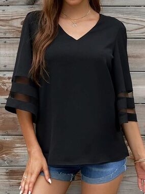 Vetinee Black V-Neck Bell Sleeve Blouse Size 2X Plus Size Mesh Detail Top